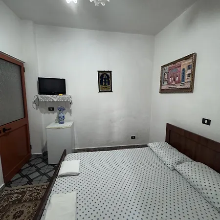 The Grandmother Πανσιόν